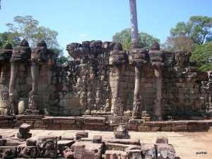 石の曼陀羅、アンコールワットの想い出－７．象のテラス、瀬王のテラス