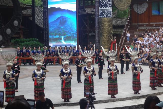 中国、湖南省、貴州省、少数民族の旅－３０、西江千戸苗塞、少数民族の舞踊ショー。