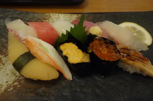 和歌山、岩出市、「藤左エ門」の寿司定食。