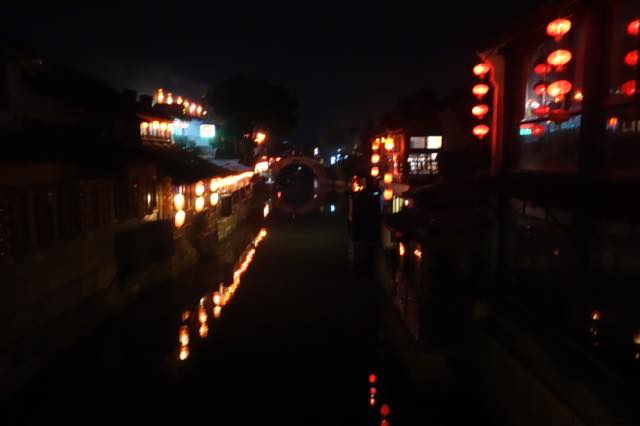 中国、浙江省、古村の旅ー０４、水郷、西塘古鎮で夜のお散歩。