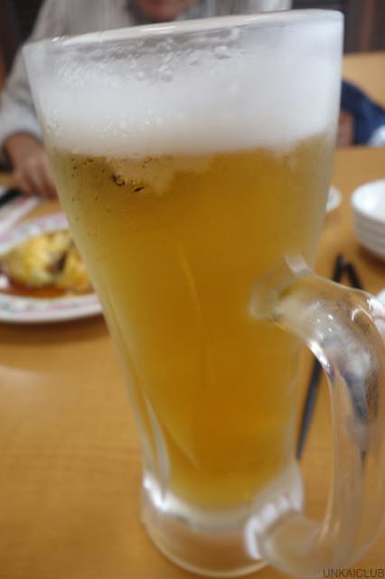 佐川美術館の後は、堅田駅前、「餃子の王将　堅田店」で昼ごはんビール。