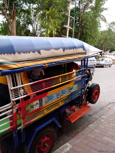 ルアンパバーン、ビエンチャン、バンコクの旅−０９、ルアンパバーンの街をぶらぶら。