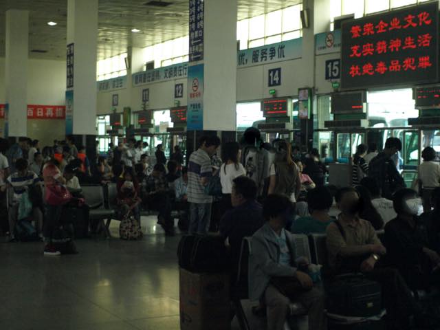 コロナ引き籠り。杭州絵画留学の日々が懐かしい。−２７、長距離バスターミナルに下見に行く。