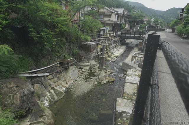 熊野古道の旅、中辺路をちょろっと。−１５，湯の峰温泉から本宮大社に向かう。
