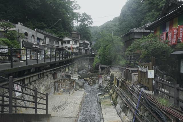 熊野古道の旅、中辺路をちょろっと。−２７、湯の峰温泉あたり。