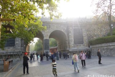 超久しぶりの中国旅行－５６。龍門石窟入口へ。